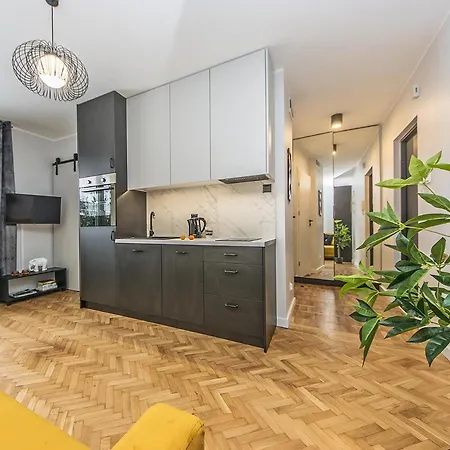 Glow Apartments, Park Reagan Διαμέρισμα *