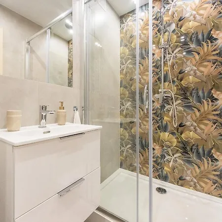 Apartman Glow Apartments, Park Reagan *